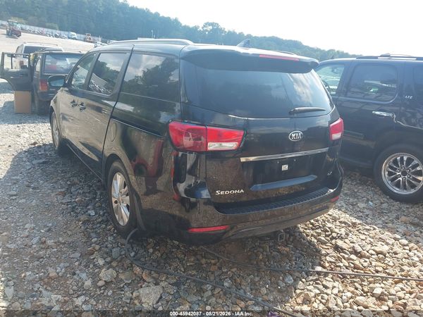 2016 KIA SEDONA LX