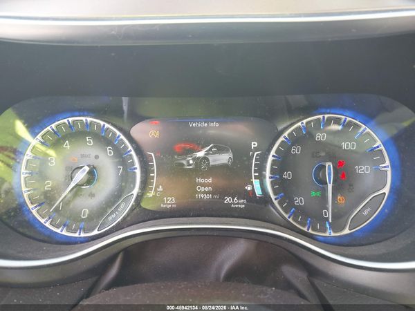 2017 CHRYSLER PACIFICA TOURING-L PLUS — I7