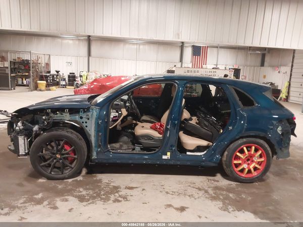 2025 PORSCHE CAYENNE S — I117