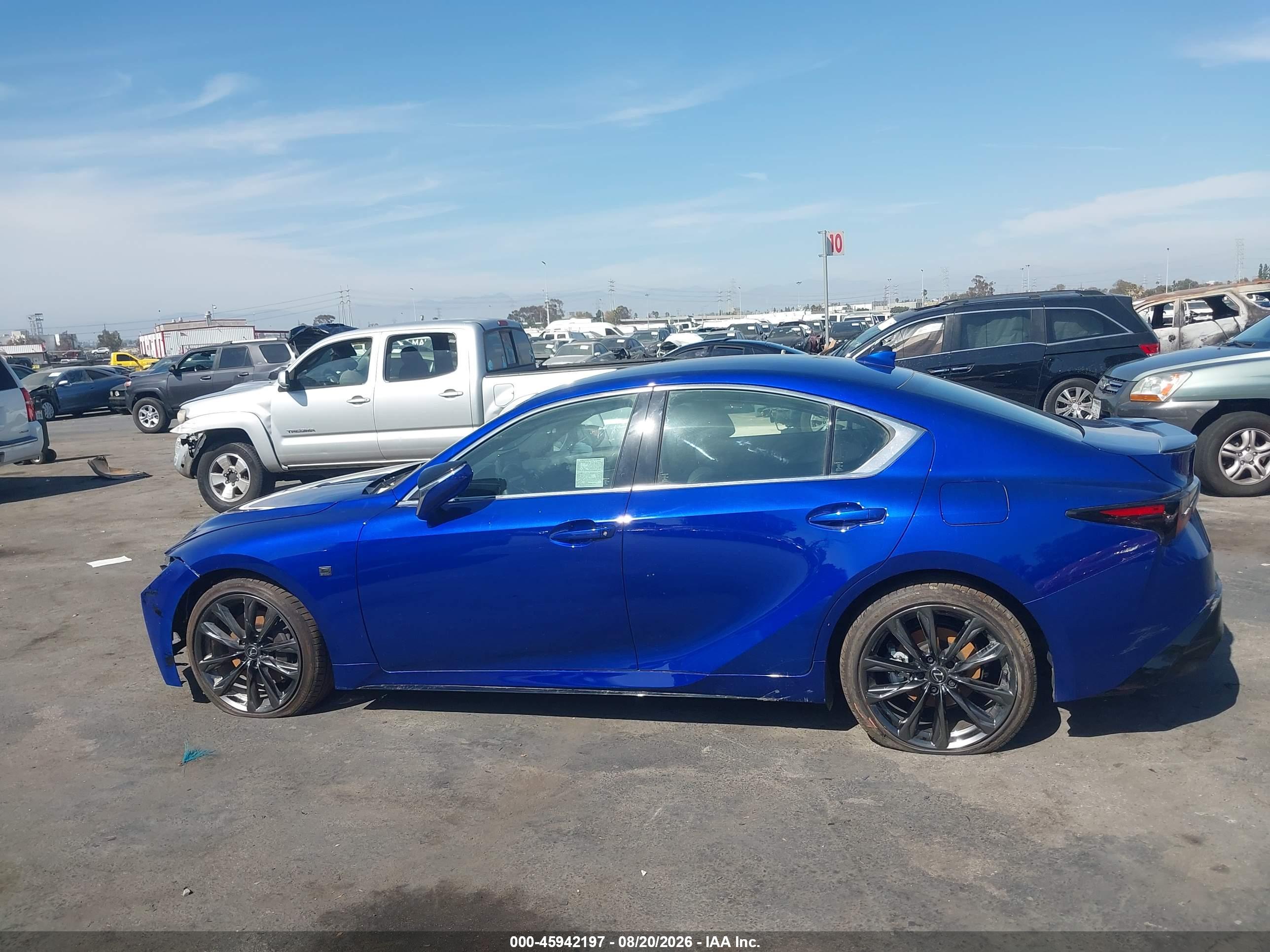 2025 LEXUS IS 300 F SPORT DESIGN