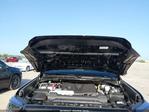 2026 TOYOTA TUNDRA SR CREWMAX 5.5' BED