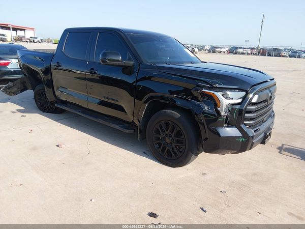 2026 TOYOTA TUNDRA SR CREWMAX 5.5' BED