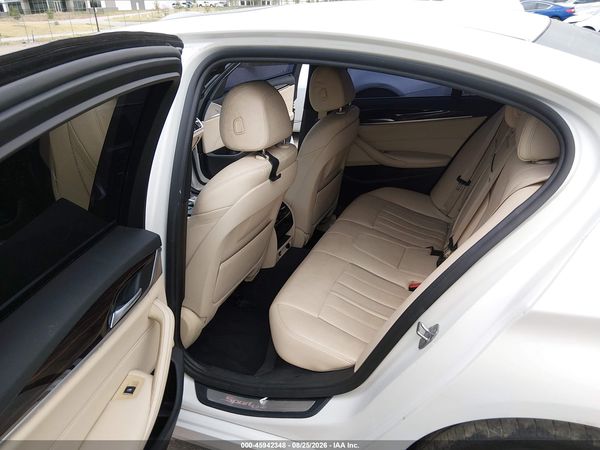 2019 BMW 530I