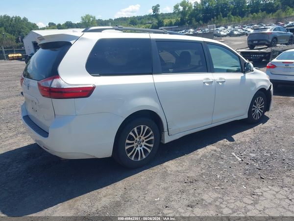 2019 TOYOTA SIENNA XLE 8 PASSENGER — I4