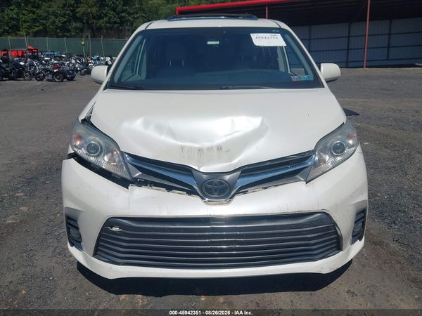 2019 TOYOTA SIENNA XLE 8 PASSENGER — I115