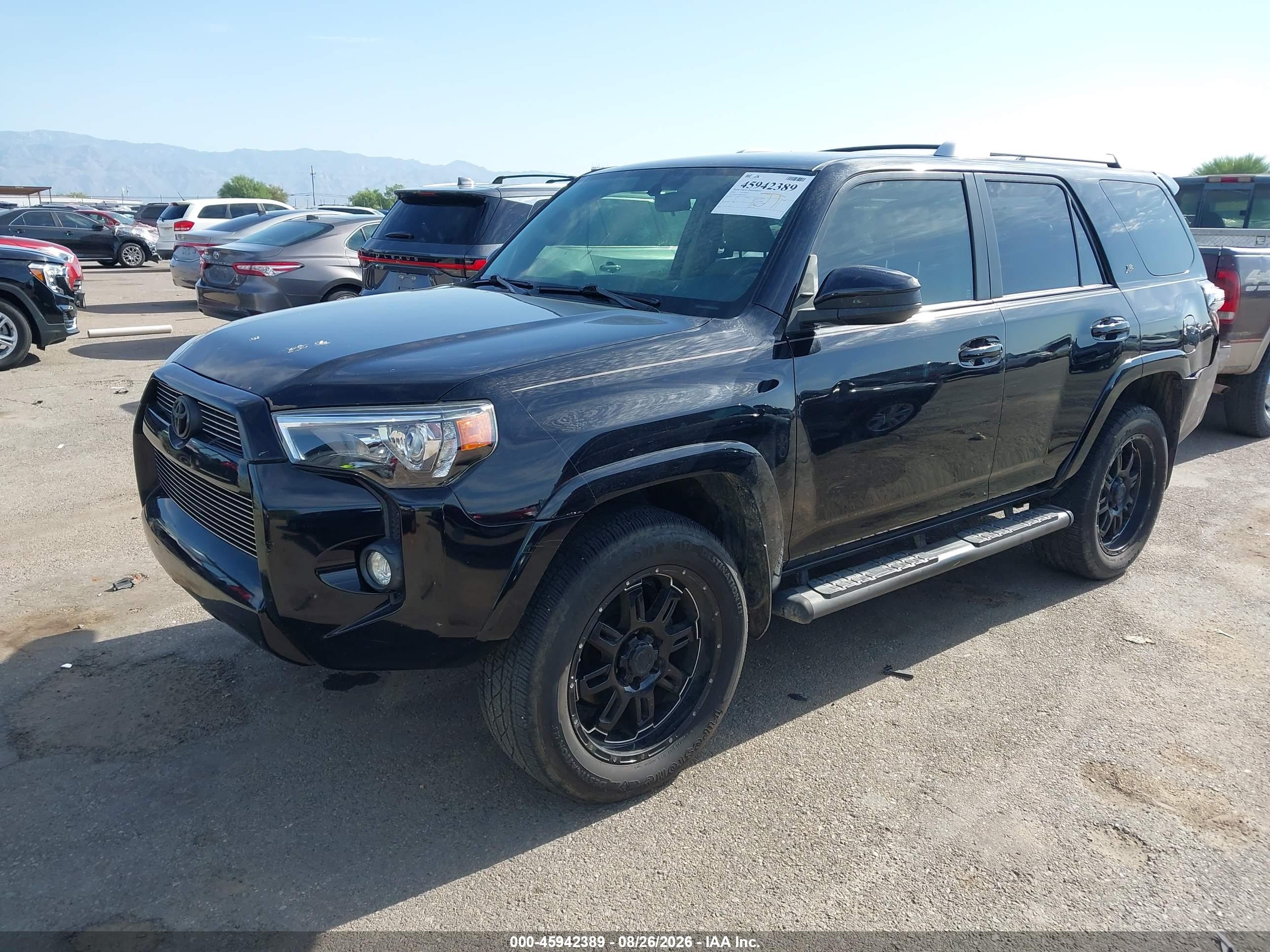 2016 TOYOTA 4RUNNER SR5 — I2