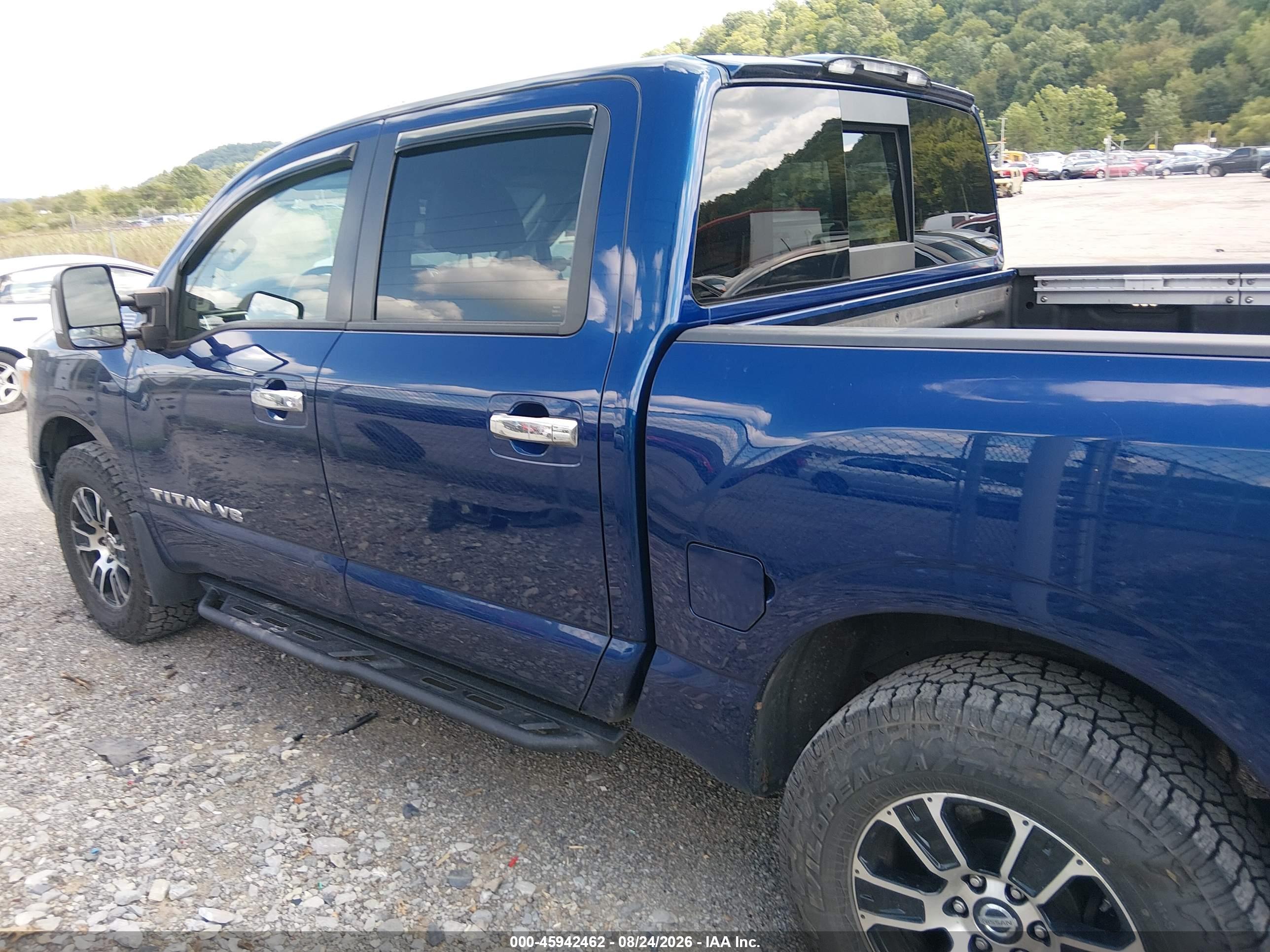 2020 NISSAN TITAN SV 4X4