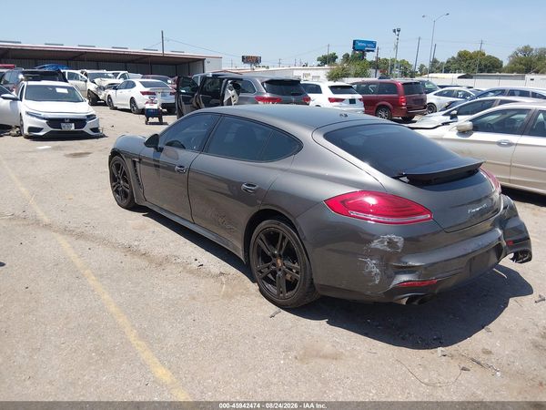 2014 PORSCHE PANAMERA 4S EXECUTIVE — I3