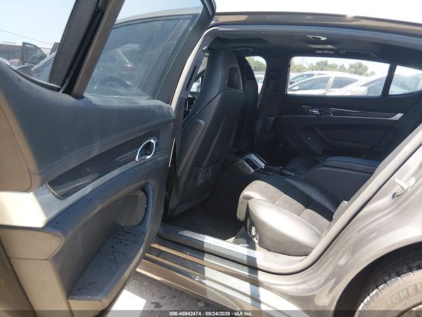 2014 PORSCHE PANAMERA 4S EXECUTIVE — I8