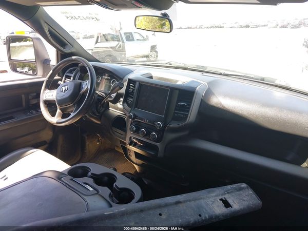 2024 RAM 2500 TRADESMAN  4X4 8' BOX