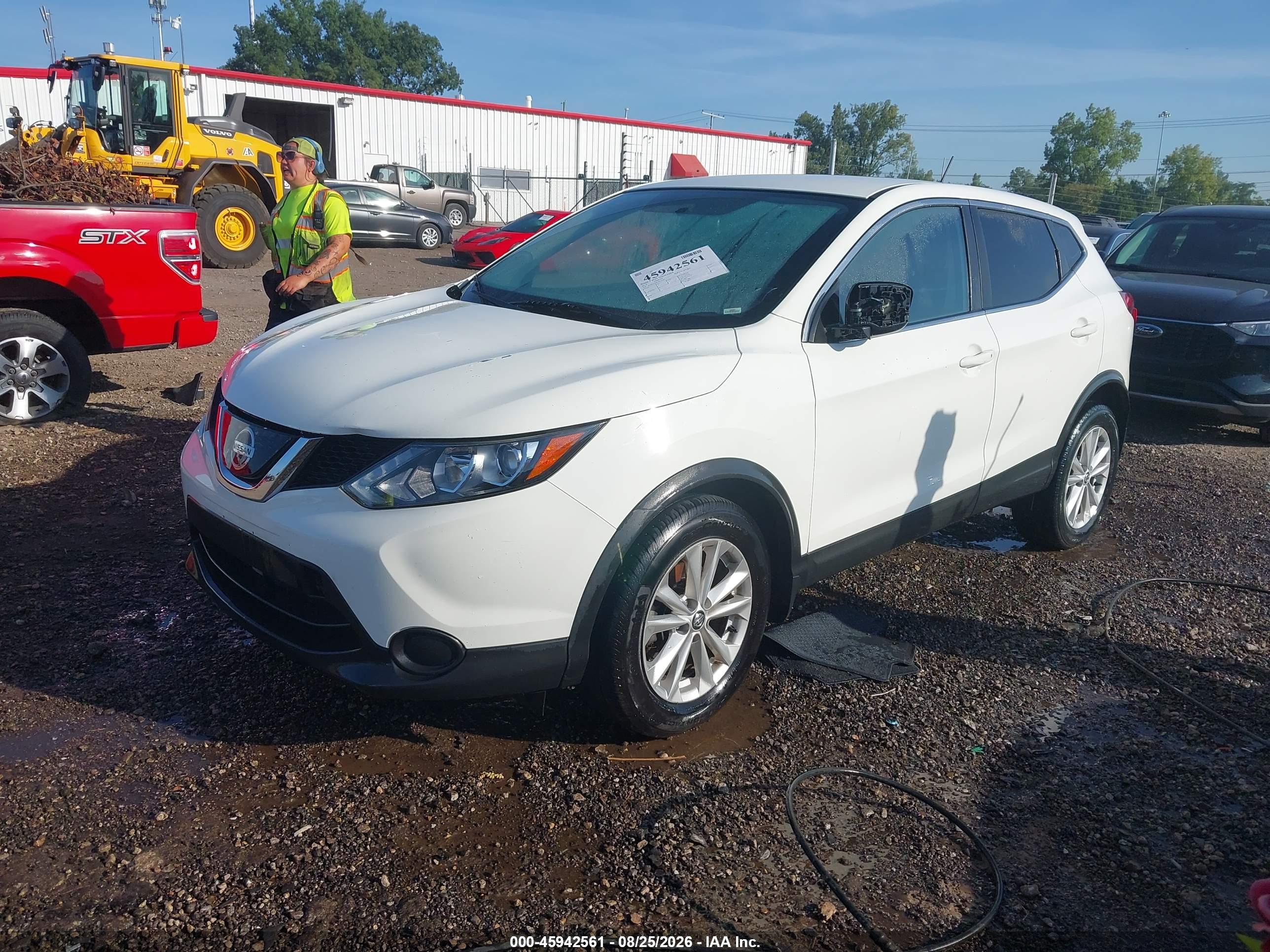 2019 NISSAN ROGUE SPORT S — I2