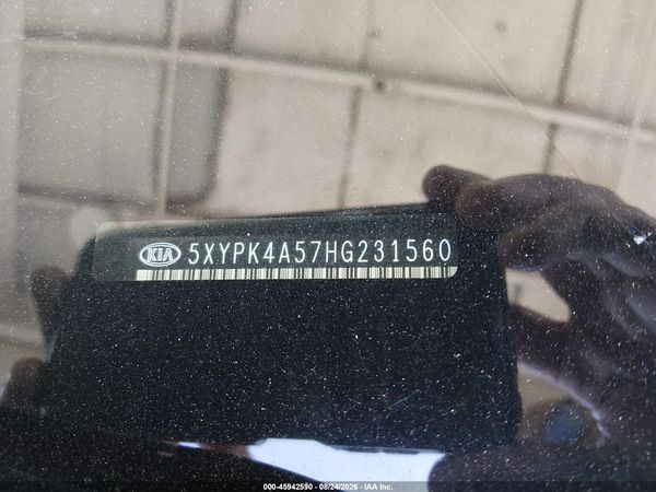 2017 KIA SORENTO 3.3L SX — I9