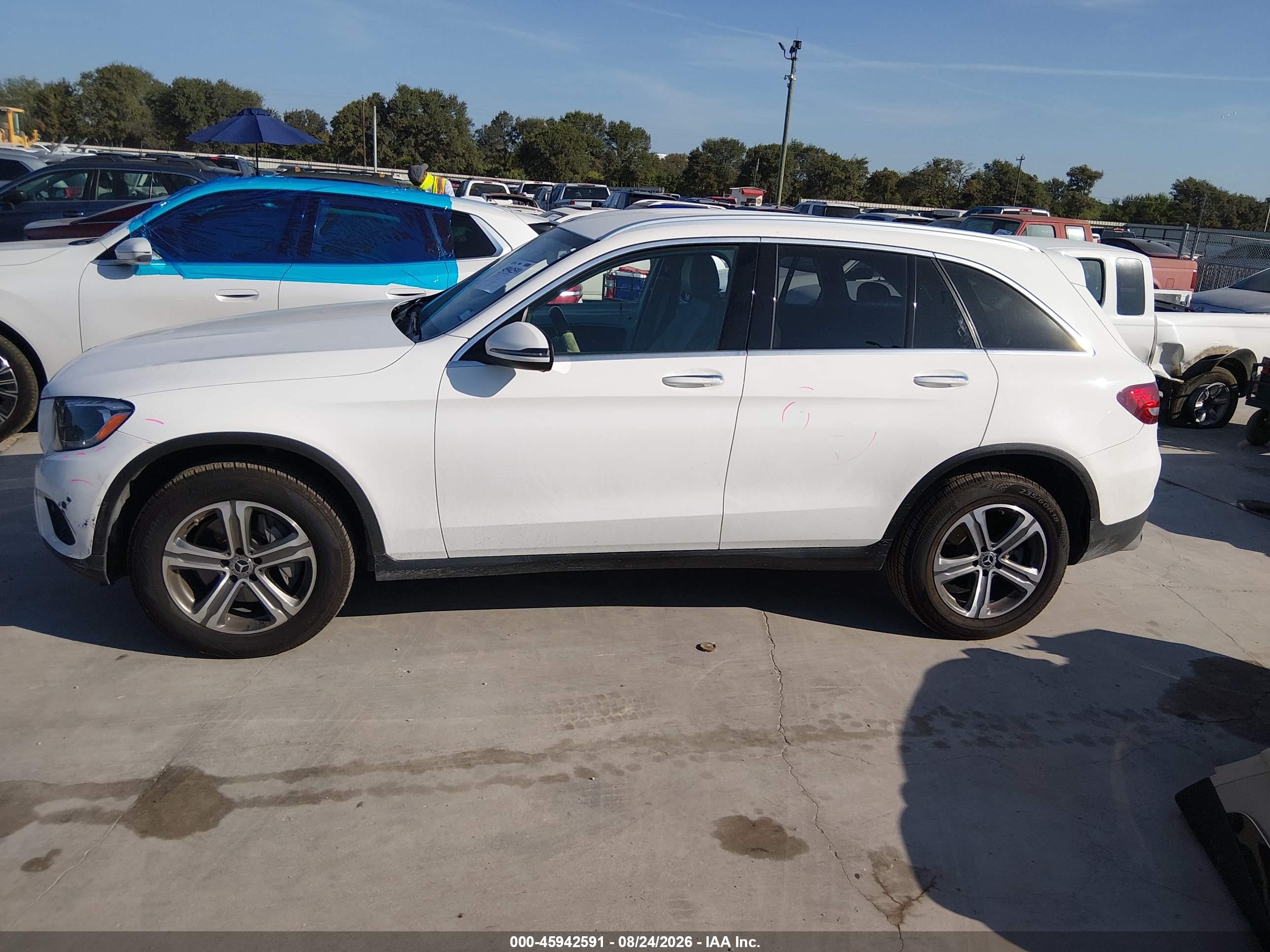 2019 MERCEDES-BENZ GLC 300 GLC300