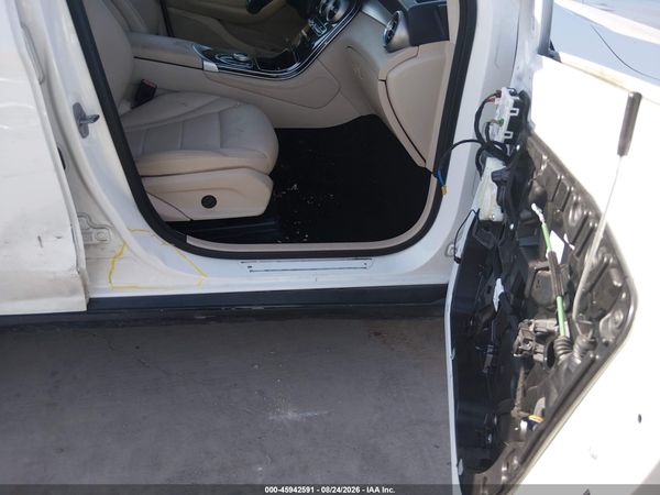 2019 MERCEDES-BENZ GLC 300 GLC300