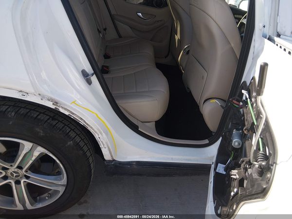 2019 MERCEDES-BENZ GLC 300 GLC300