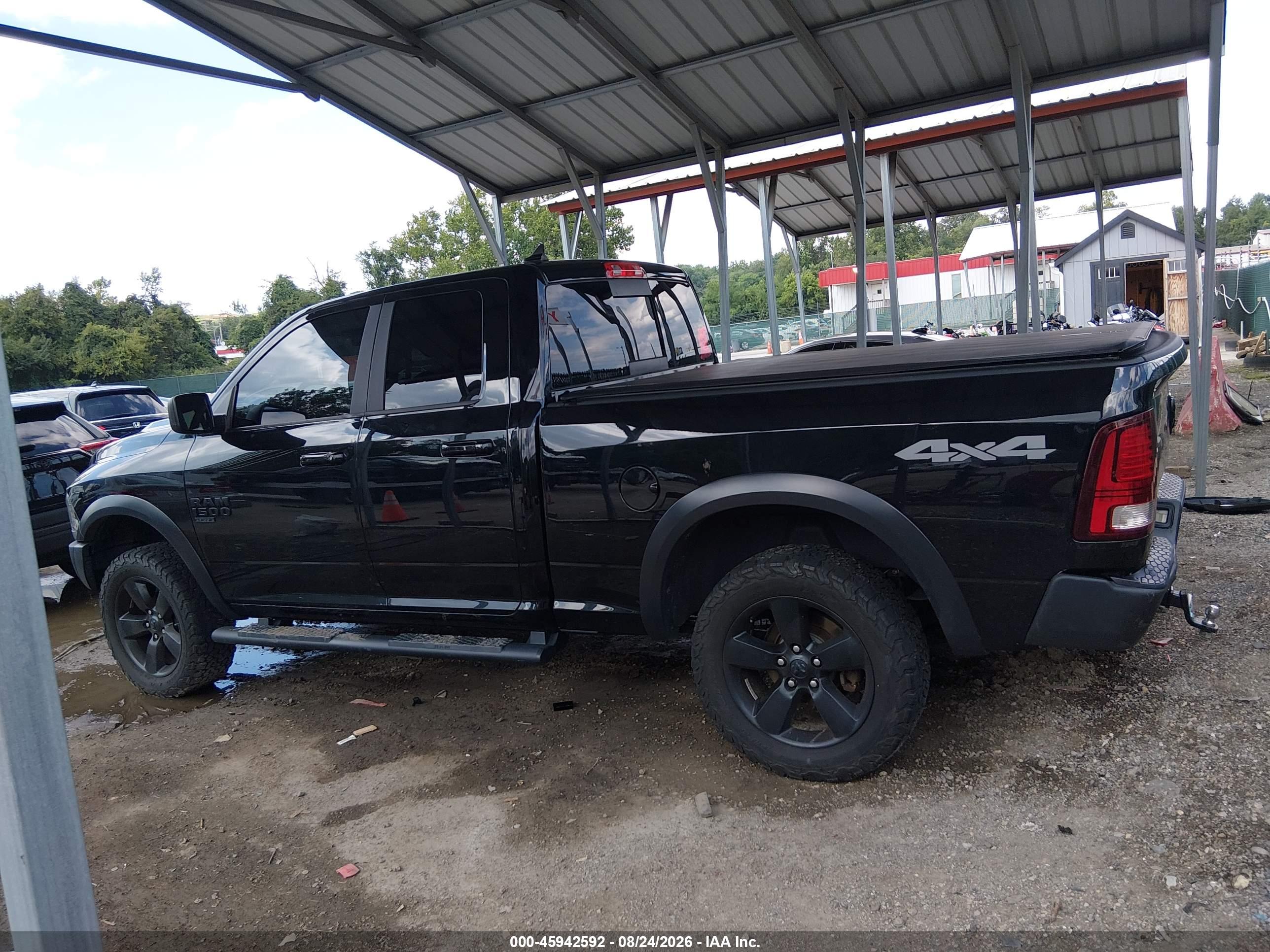 2019 RAM 1500 CLASSIC WARLOCK  4X4 6'4 BOX