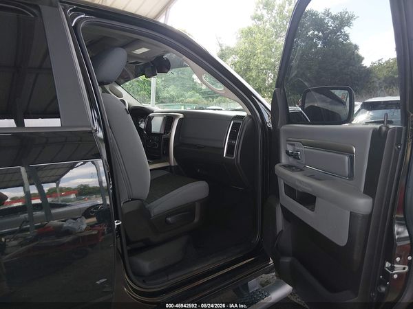 2019 RAM 1500 CLASSIC WARLOCK  4X4 6'4 BOX