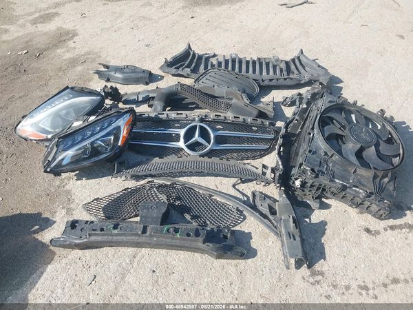 2016 MERCEDES-BENZ C 300 SPORT 4MATIC — I13