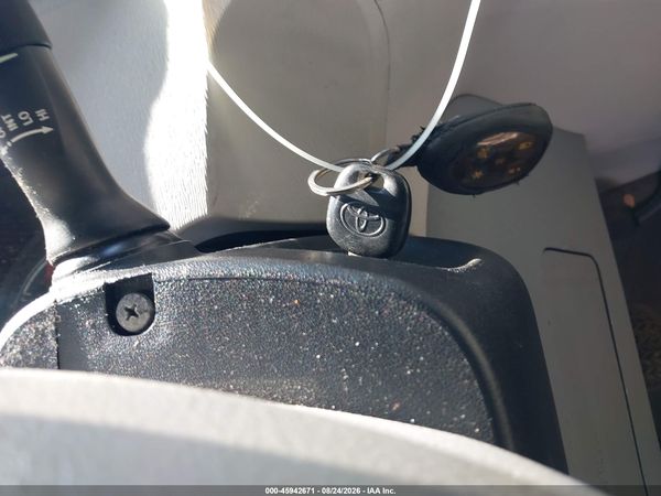 2014 TOYOTA SIENNA LE 7 PASSENGER