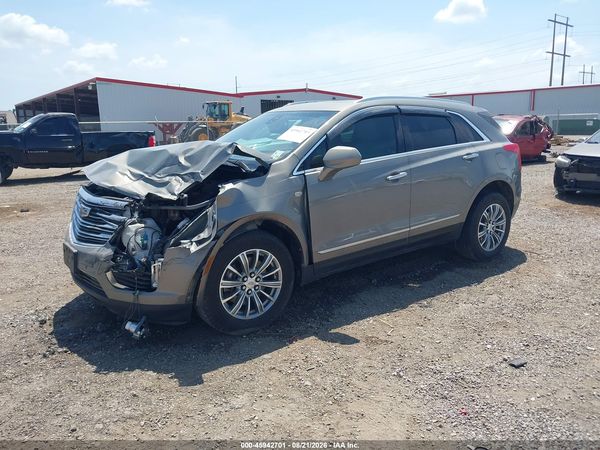 2017 CADILLAC XT5 LUXURY
