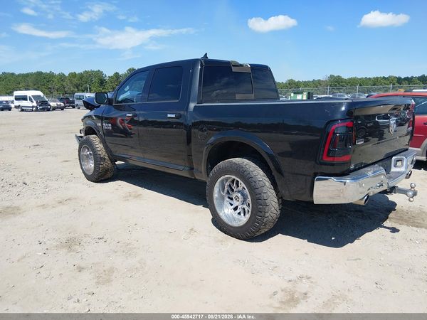 2017 RAM 1500 LARAMIE  4X4 5'7 BOX