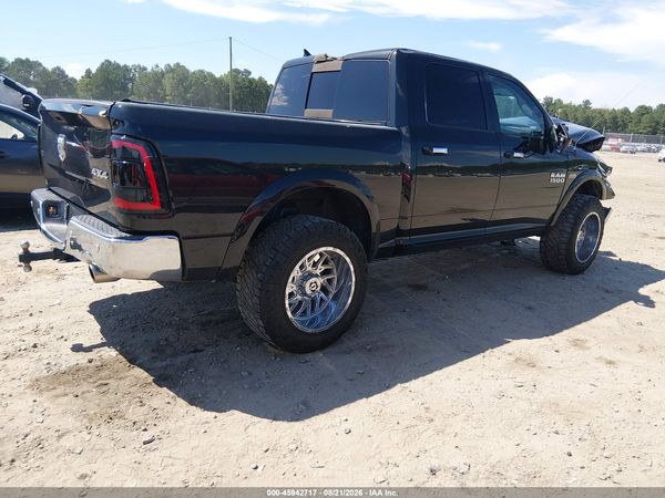 2017 RAM 1500 LARAMIE  4X4 5'7 BOX