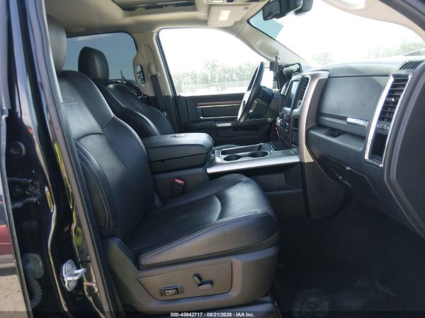 2017 RAM 1500 LARAMIE  4X4 5'7 BOX