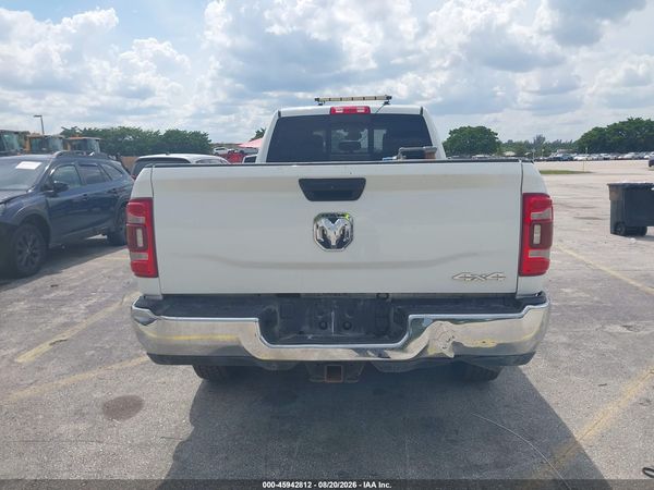2022 RAM 3500 LARAMIE  4X4 8' BOX