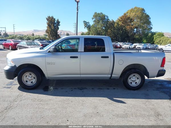 2018 RAM 1500 TRADESMAN  4X2 5'7 BOX