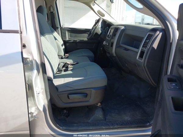 2018 RAM 1500 TRADESMAN  4X2 5'7 BOX