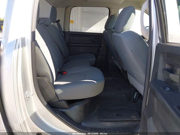 2018 RAM 1500 TRADESMAN  4X2 5'7 BOX