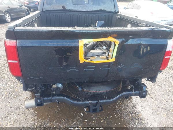 2024 TOYOTA TACOMA TRD OFF ROAD