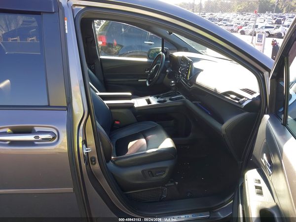 2022 TOYOTA SIENNA XSE — I5