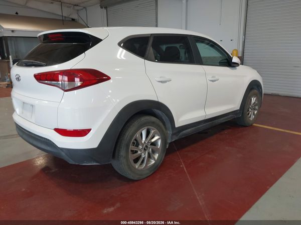 2018 HYUNDAI TUCSON SE