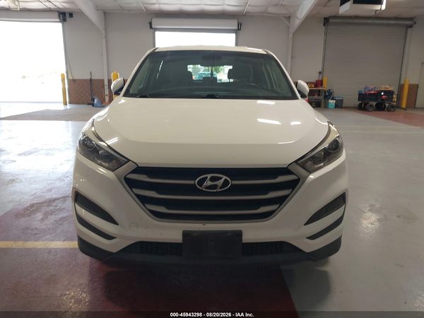 2018 HYUNDAI TUCSON SE