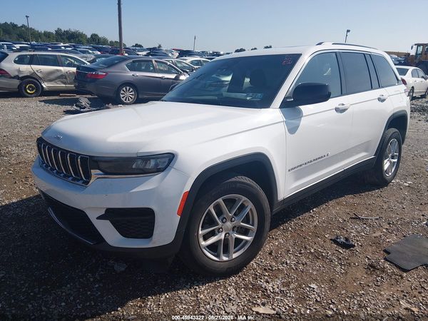 2024 JEEP GRAND CHEROKEE LAREDO X 4X4