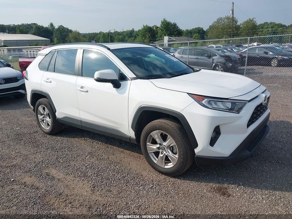 2019 TOYOTA RAV4 XLE — I1
