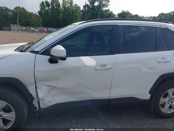 2019 TOYOTA RAV4 XLE — I6
