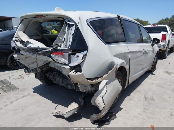 2017 CHRYSLER PACIFICA LX