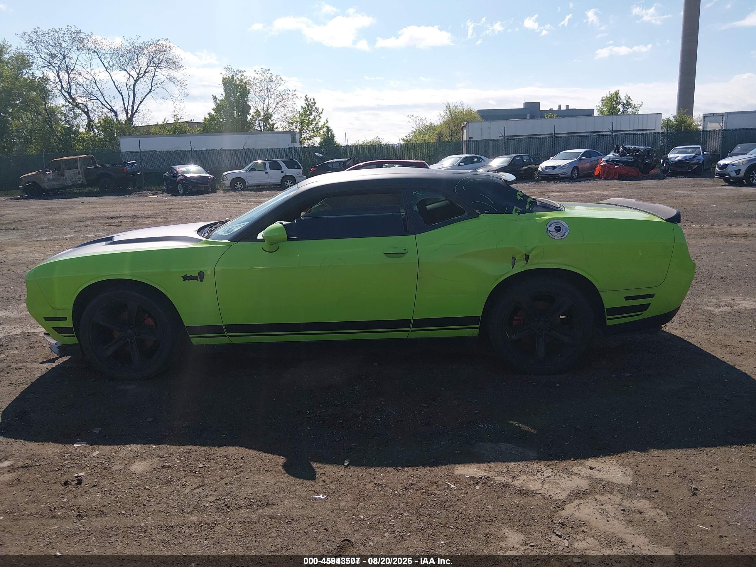 2019 DODGE CHALLENGER SXT