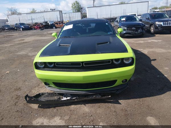 2019 DODGE CHALLENGER SXT