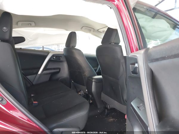 2018 TOYOTA RAV4 LE — I8