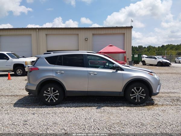 2017 TOYOTA RAV4 LE — I116