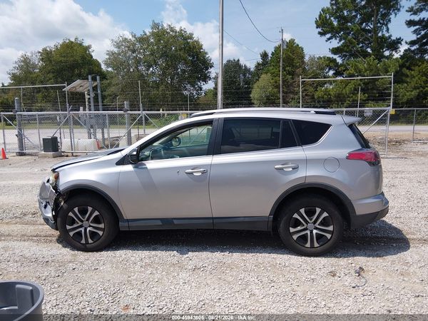 2017 TOYOTA RAV4 LE — I117