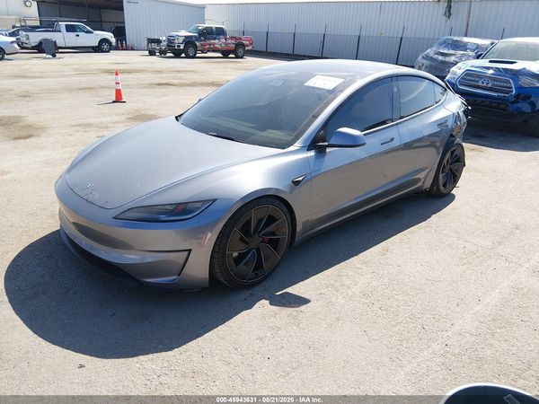 2024 TESLA MODEL 3 — I2