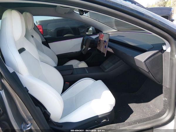 2024 TESLA MODEL 3 — I5