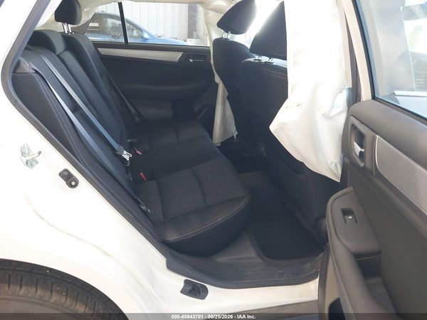 2019 SUBARU OUTBACK 2.5I PREMIUM — I8