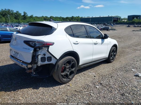 2024 ALFA ROMEO STELVIO VELOCE AWD — I4