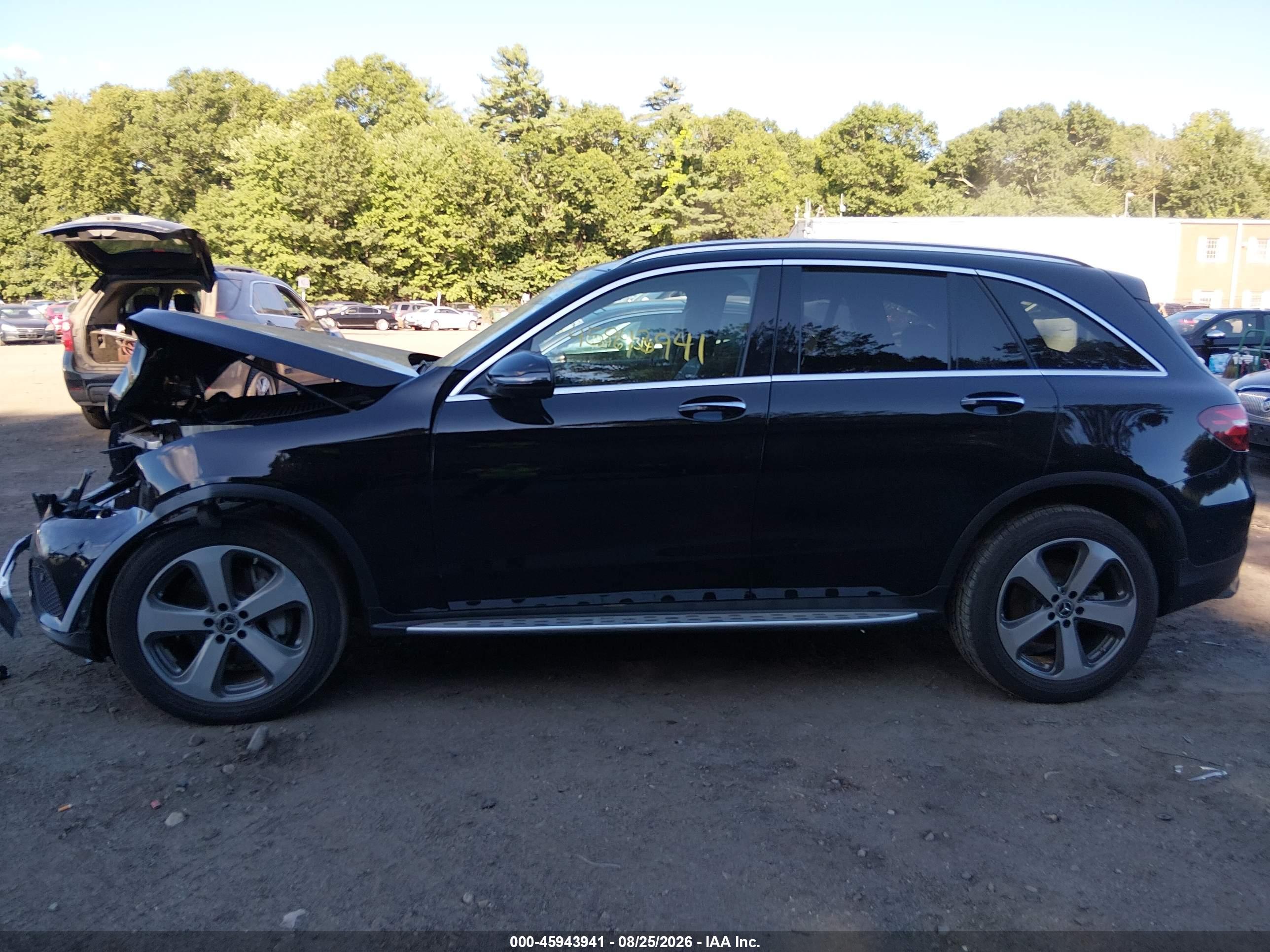 2019 MERCEDES-BENZ GLC 300 4MATIC