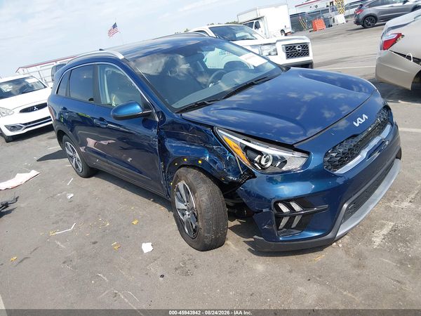 2022 KIA NIRO LX — I1